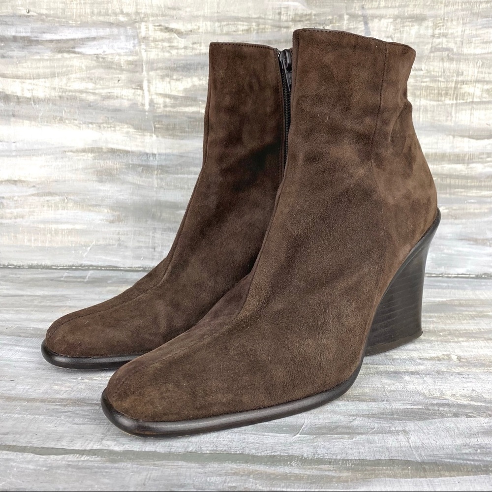 DKNY Brown Suede Wedge Heel Bootie Leather Zip Low Boot Wedge Ankle Boot 6M